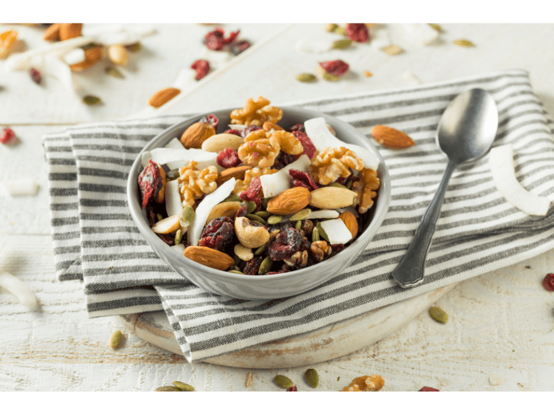 Snacks that Fuel Your Body and Aid in Weight Loss Efforts